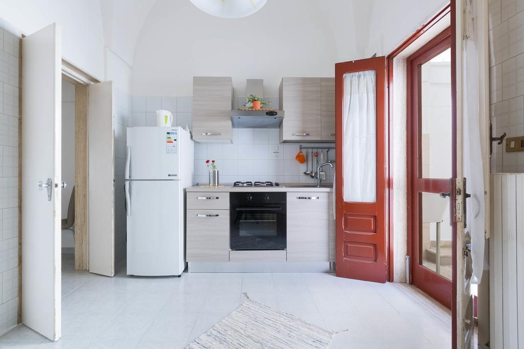 Villa Casa Angiulina By Barbarhouse à San Pancrazio Salentino Extérieur photo